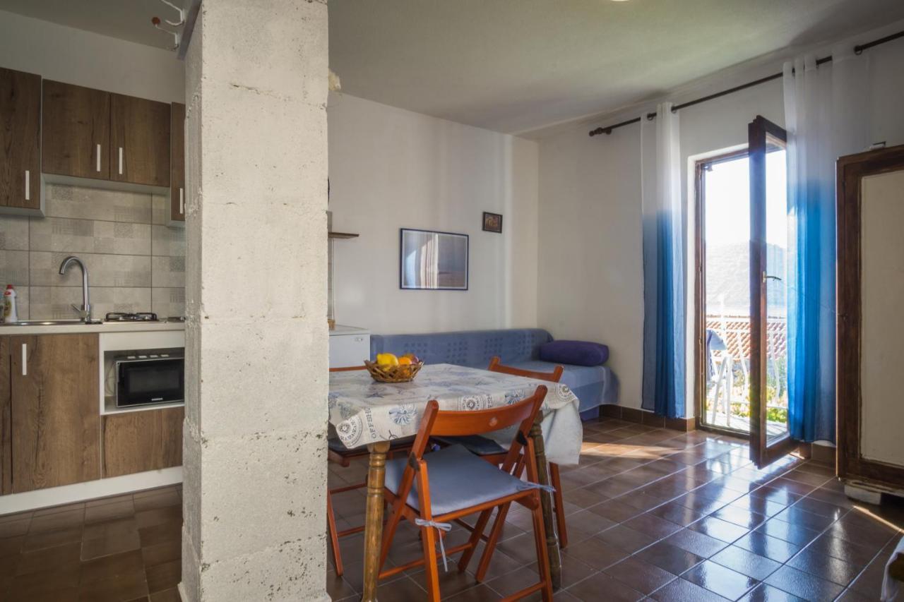 Apartments Podatok 4 Primosten Bagian luar foto