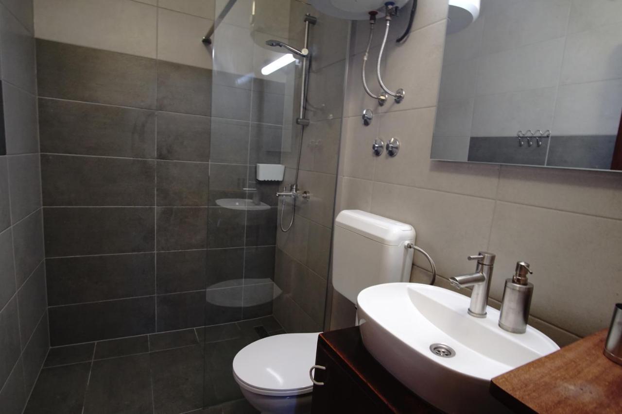 Apartments Podatok 4 Primosten Bagian luar foto